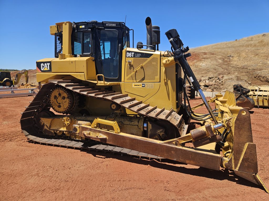 2016 - D6T LGP