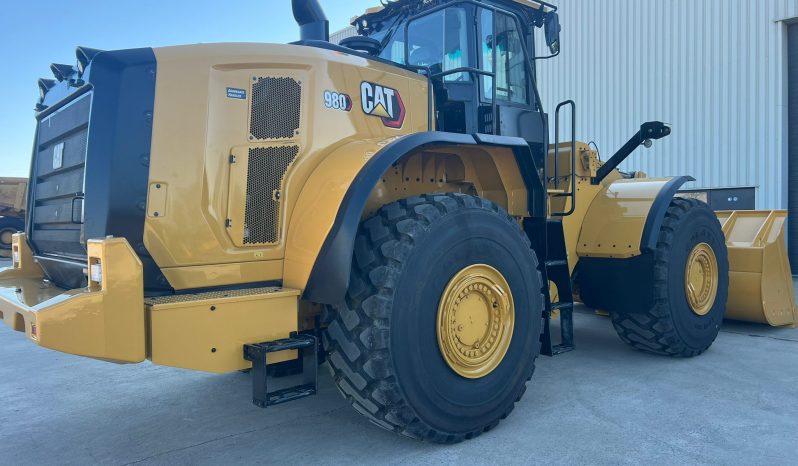 2025 – 980 Caterpillar Loader full
