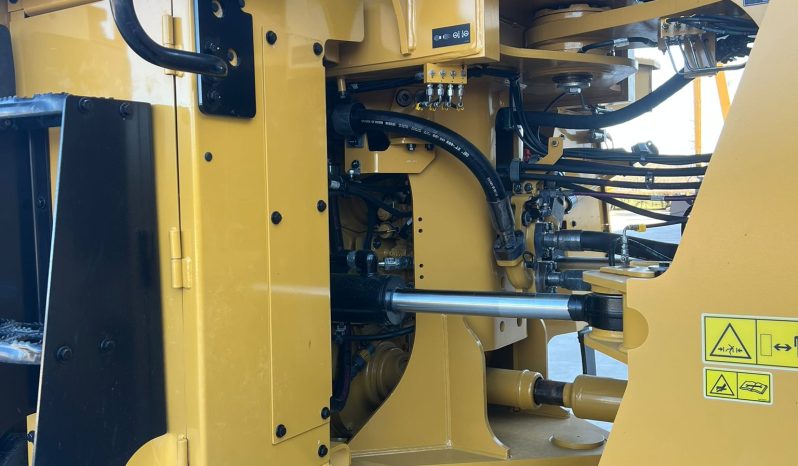 2025 – 980 Caterpillar Loader full