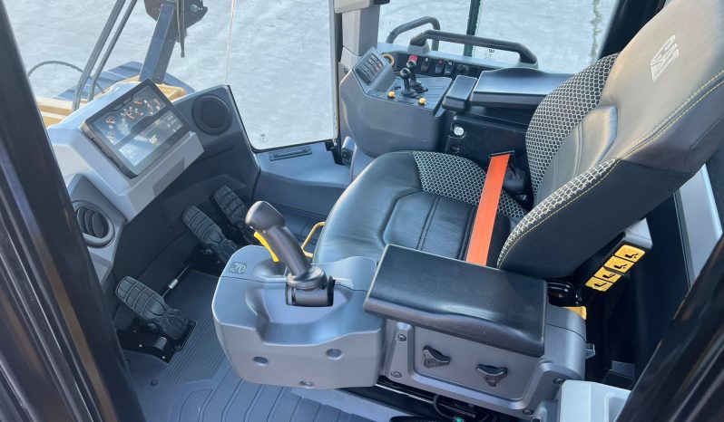 2025 – 980 Caterpillar Loader full