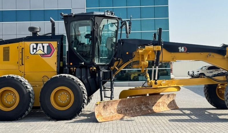 2024 – 14 Caterpillar Grader full
