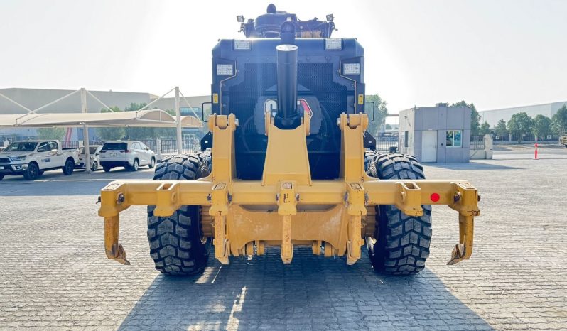 2024 – 14 Caterpillar Grader full