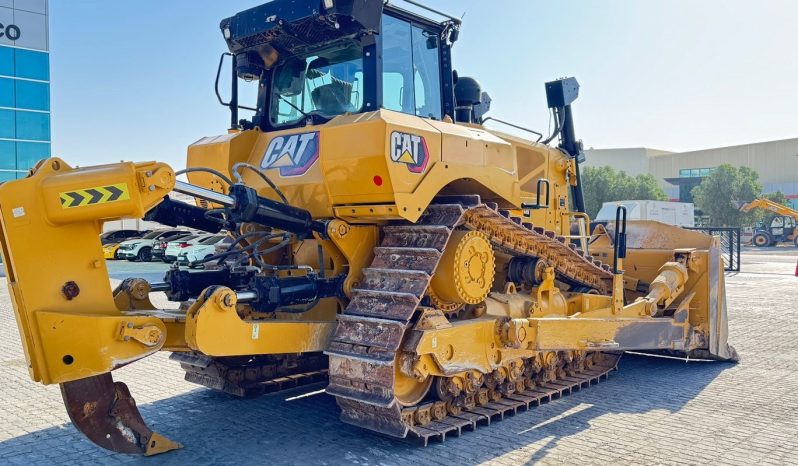 2023 – D8 Next Gen with 3600 hours full